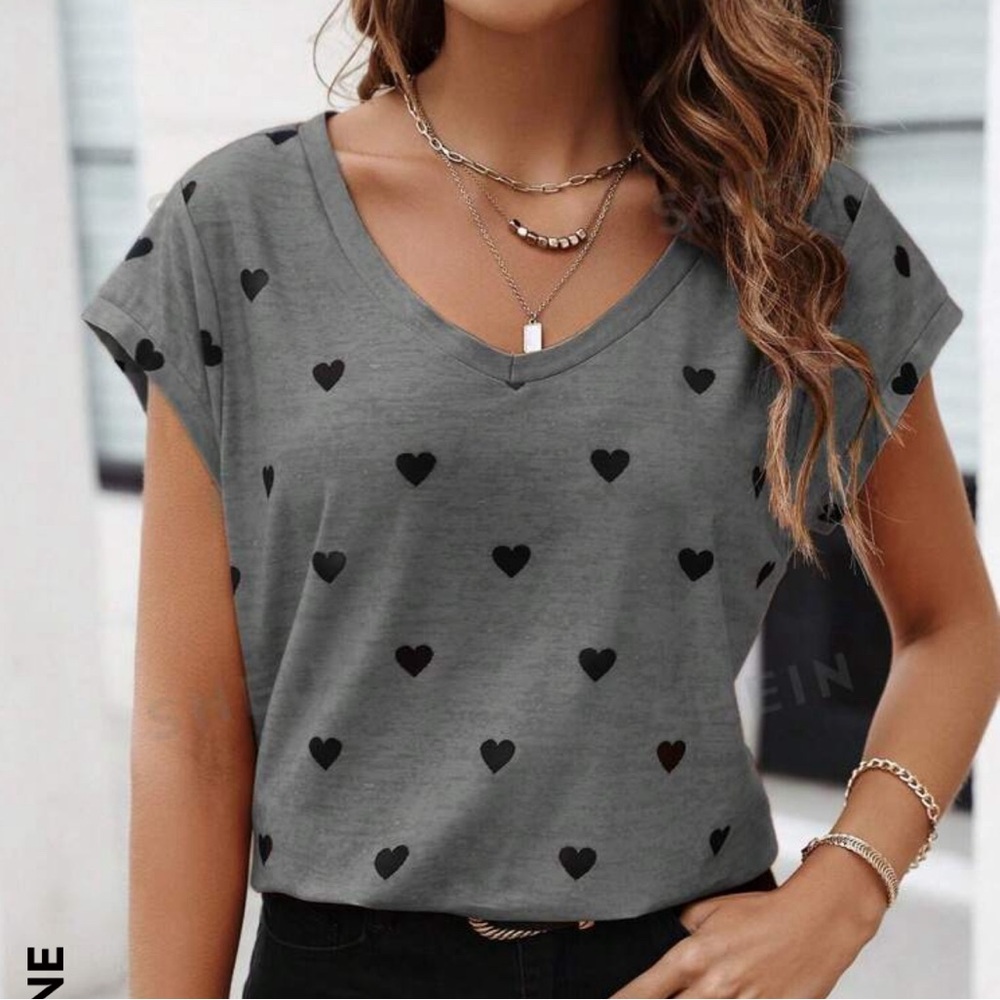 BN SHEIN Heart Tshirt